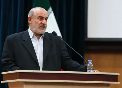 تعریف صحیحی از مفهوم سیاست نداریم
