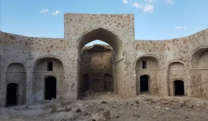 احیای کاروانسرای رباط قره بیل گرمه با مشارکت سازمان اوقاف کشور