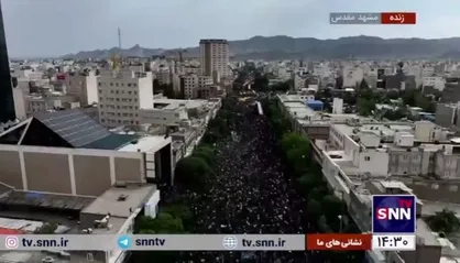 خادم الرضا در آغوش مردم مشهد