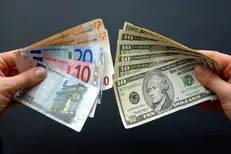 قیمت دلار ۲۳ بهمن ۱۳۹۹ به ۲۴ هزار و ۷۰۰ تومان رسید