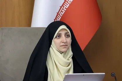 بهروزآذر: هیچ مشکلی برای صدور گواهینامه بانوان نداریم/ تمام فرآیند&zwnj;های حقوقی و قانونی انجام شده است + فیلم