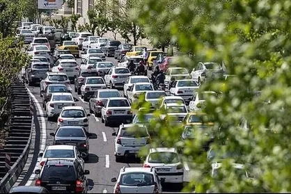 ترافیک سنگین در برخی مقاطع محور&zwnj;های هراز و چالوس