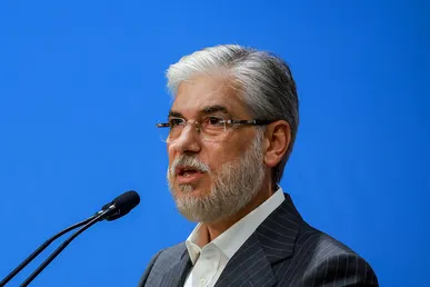 وزیر علوم: «خودتحریمی علمی» مانع پیشرفت دانشگاه‌هاست/ تعاملات بین‌المللی باید تقویت شود
