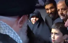دیدار خانواده شهید رئیسی با رهبر شهید انقلاب در حاشیه مراسم نماز بر پیکر رئیس جمهور شهید و همراهان گرامی