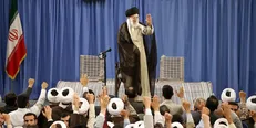 وظیفه حوزه در تحقق تمدن اسلامی سنگین است/ اختلاف نظر علمی در حوزه اشکالی ندارد، اما نباید به درگیری منجر شود