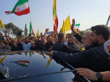 استقبال گسترده مردمی از لاریجانی د ر سفر به بیروت+عکس