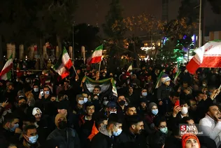 شادی مردم تهران پس از صعود تیم ملی فوتبال به جام جهانی
