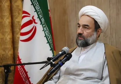 محامی: ائمه جمعه از حمایت افراد و گروه&zwnj;های خاص در انتخابات پرهیز کنند