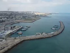 خط دریایی قشم به لارک راه‌اندازی شد