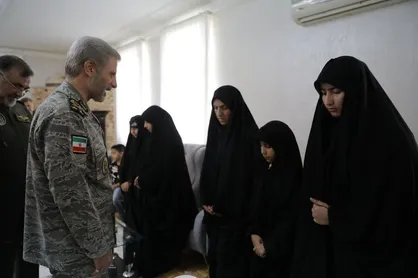 سرلشکر حاتمی: ملت ایران با انسجام، اقتدار و مقاومت توطئه دشمن را خنثی کرد