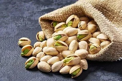 رفسنجان مهد توليد پسته در كشور است/ صادرات ٧ هزار تن طلاي سبز!