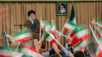آمریکا انقلاب را تحمل نمی&zwnj;کرد/ انقلاب یک طعمه شیرین را از گلوی آمریکا بیرون کشیده بود/ انقلاب مقابل آمریکا ایستاد