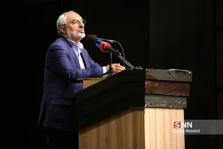 محمد مهدی زاهدی نماینده مجلس شورای اسلامی در اختتامیه نخستین جشنواره رسانه‌ای نبأ