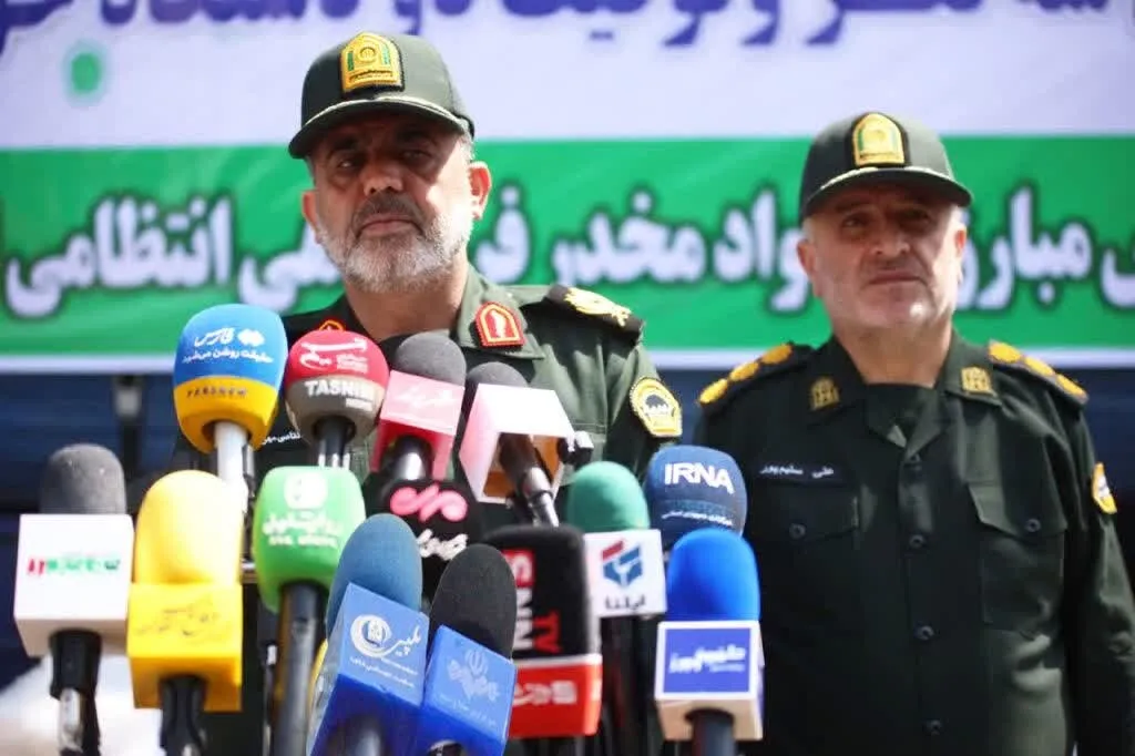 کشف ۱۰۰ هزار قطعه لوازم یدکی خودرو قاچاق در چهارباغ