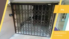 درب آکاردئونی و بررسی ویژگی یک حفاظ و نرده استاندارد