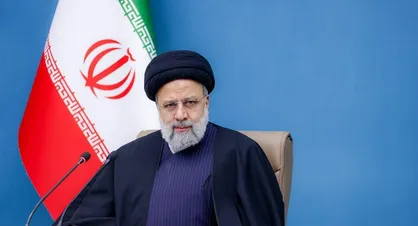 آقای مثلا استاد دانشگاه! شما بیجا کردید که به رئیس جمهور شهید توهین می&zwnj;کنید + فیلم
