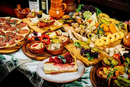 گردشگری غذا چیست و چگونه می&zwnj;توان با آن شغل ایجاد کرد؟