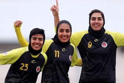 خاتون و کسب نهمین قهرمانی در لیگ برتر