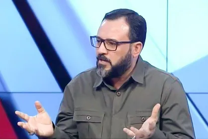 دولت عراق دستش را در دست قاتل شهیدان سلیمانی و المهندس گذاشت