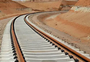 پیشرفت ۹۲ درصدی راه‌آهن چابهار - زاهدان
