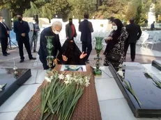 دیدار خانواده شهید «جمال محمد شاهی» با فرزندشان پس از ۳۸ سال