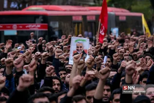 تجمع دانشجویان در دانشگاه تهران