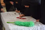 ۲