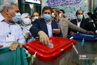 شرکت عبدالناصر همتی در انتخابات ۱۴۰۰