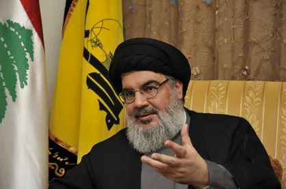 دیدار بشار اسد با رهبری اشکانم را جاری کرد