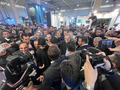 پزشکیان از سی و هفتمین نمایشگاه ملی صنایع&zwnj;دستی بازدید کرد