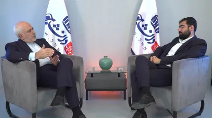 ظریف: مشکل سربازی بنده را آقای ولایتی حل کردند/ سربازی را در وزارت امور خارجه گذراندم +فیلم
