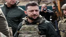 زلنسکی قانون خدمت اجباری افراد بالای ۶۰ سال را امضا کرد