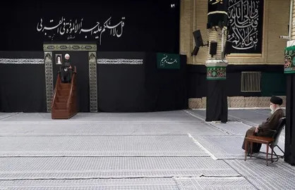 مراسم عزاداری رحلت پیامبر و شهادت امام حسن(ع) با حضور رهبر انقلاب