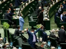 نشست نمایندگان مجلس و دانشجویان درباره طرح صیانت از کاربران / پاسخ به سوالات و ابهامات دانشجویان