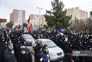 تشییع شهدای گمنام در محله حکیمیه تهران