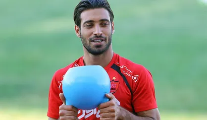 دبل مدافع پرسپولیس در تمدید قرارداد