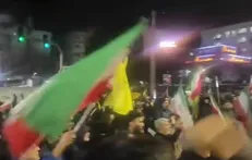 تدوام اجتماعات شبانه مردم تهران/بیعت مردم در چهارراه جنت آباد با رهبر انقلاب