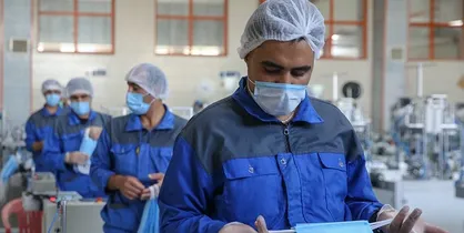 ماسک ۱۳۰۰ تومانی در داروخانه&zwnj;ها عرضه می&zwnj;شود