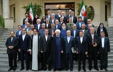 مسئولان دست از بازی‌های سیاسی و درگیری‌های جناحی بردارند