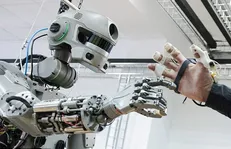 روسیه دو ربات فضانورد  را تا سال ۲۰۱۹ به آسمان می‌فرستد