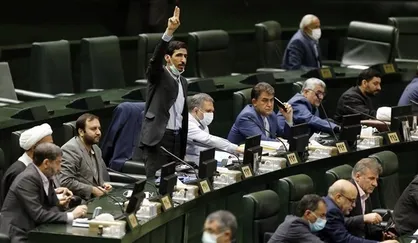 رأِی یکسان دو نماینده برای نایب رئیسی مجلس/ نیکزاد کرسی نایب رئیسی اول بهارستان را کسب کرد