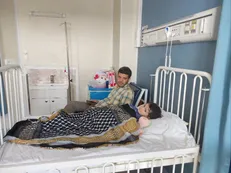 سه‌ساله‌ای که کوچک‌ترین جانباز ایران است