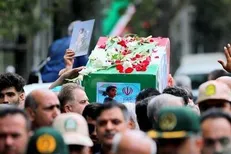 پیکر شهید بلوچ و اهل سنت جنگ اخیر در گنبد تشییع شد