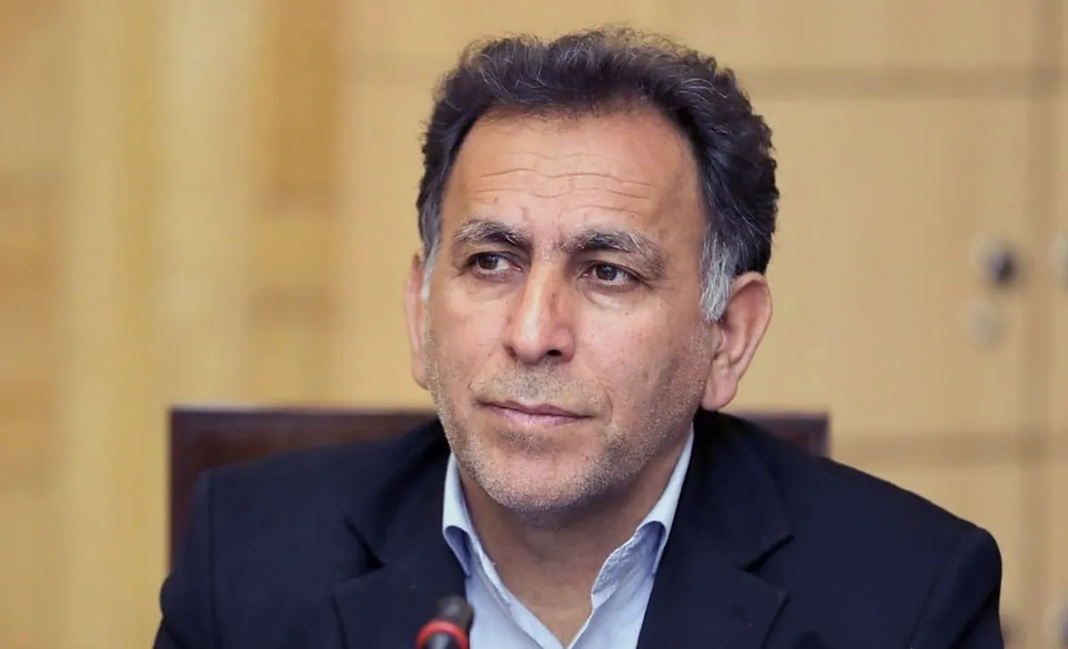 بنزین مازاد بر سهمیه می‌تواند با نرخ فوب خلیج فارس عرضه شود/ ناترازی روزانه به ۷ میلیون لیتر رسید