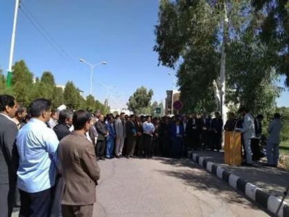 دانشجویان انقلابی دانشگاه آزاد زاهدان در تجمعی سخنان رئیس جمهور آمریکا را محکوم کردند
