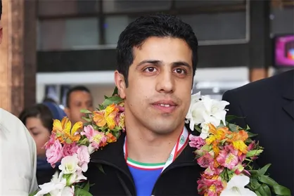 دانشجوی دانشگاه آزاد کرمان نشان برنز رشته کیک بوکسینگ را کسب کرد
