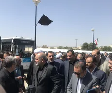 رونمایی از ١۵٠ دستگاه ون و اتوبوس با حضور وزیر کشور در مشهد