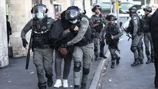 اعتصاب بیش از ۱۰۰۰ اسیر فلسطینی