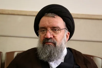 نظام اسلامی با پشتوانه مردم ماندگار می&zwnj;شود/ هیچ &zwnj;کس با نقد منصفانه مخالف نیست