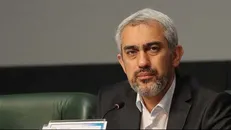 مدنی‌زاده: فاصله زمانی بین درخواست دریافت وام اشتغال به ۴۵ روز کاهش می‌یابد/ رویکرد وزارت اقتصاد تغییر ترکیب منابع نظام بانکی است +فیلم